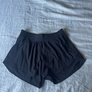 Lululemon Lined Running Shorts (Size 6)